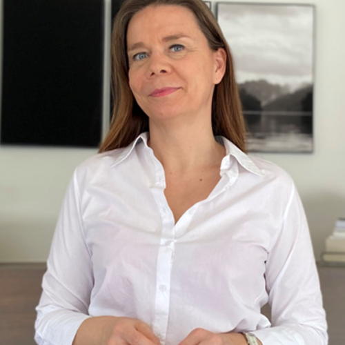 Prof. Veronique Hoste