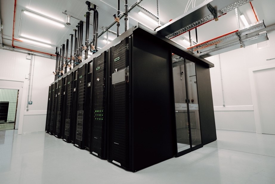 A picture of the supercomputer Lucia